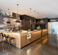 Hotel Ibis World Square - Hotel Gold Coast