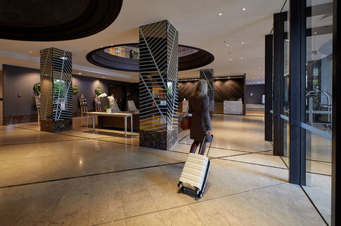Pullman Melbourne On The Park - Hotel Gold Coast 3