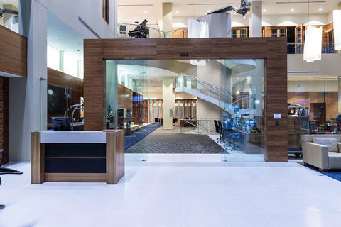 RACV City Club - Hotel Gold Coast 2