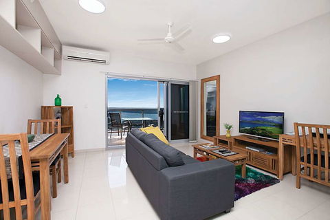 Ramada Suites Zen Quarter Darwin - Hotel Gold Coast 2