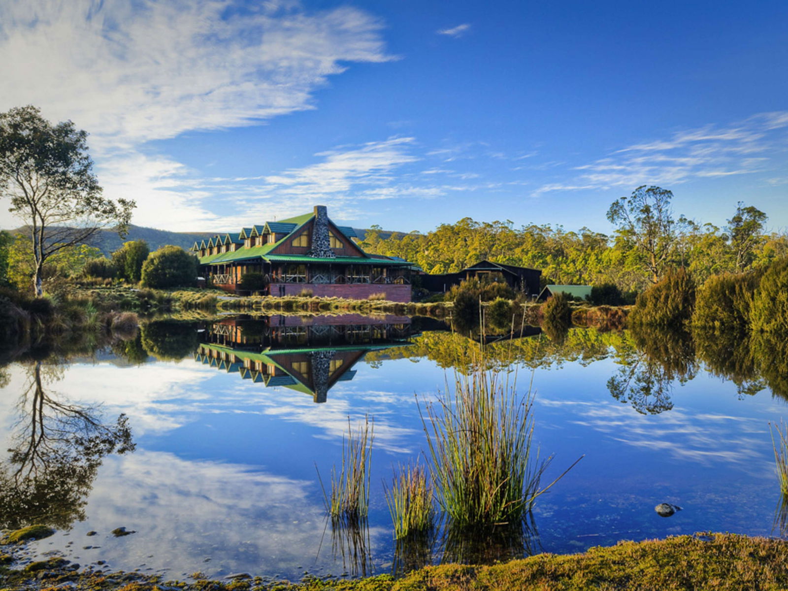 Lower Barrington TAS Hotel Gold Coast