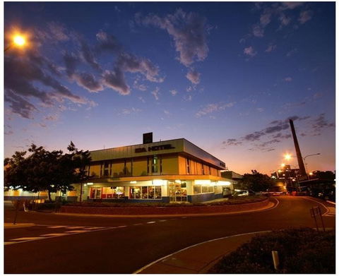 Isa Hotel - Hotel Gold Coast 0