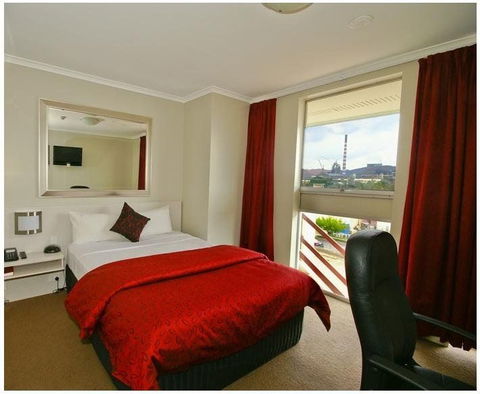Isa Hotel - Hotel Gold Coast 2