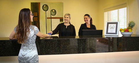 Best Western Plus Hovell Tree Inn - Hotel Gold Coast 0