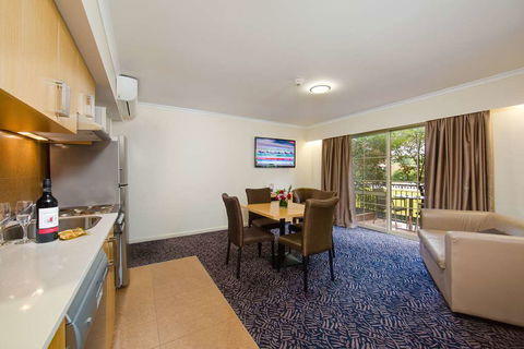 Best Western Plus Hovell Tree Inn - Hotel Gold Coast 2