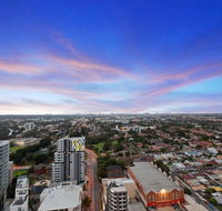 Astra Apartments Parramatta - Skyrise - Hotel Gold Coast