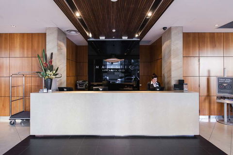 Majestic Roof Garden Hotel - Hotel Gold Coast 2