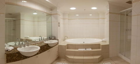 Quality Apartments Adelaide Central - Hotel Gold Coast 2