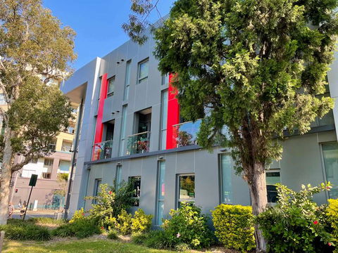 Best Western Plus Camperdown Suites - Hotel Gold Coast 1