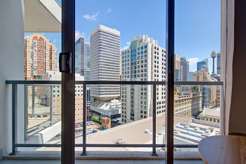 Zara Tower Serviced Apartments - Hotel Gold Coast 2