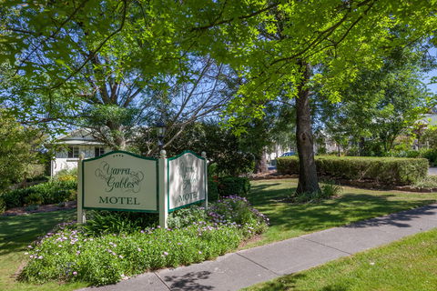 Yarra Gables Motel - Hotel Gold Coast 0