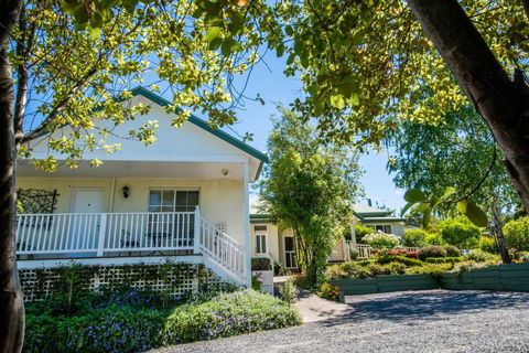Yarra Gables Motel - Hotel Gold Coast 1