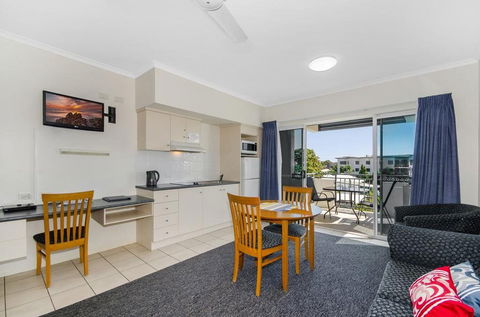 Madison Ocean Breeze - Hotel Gold Coast 4