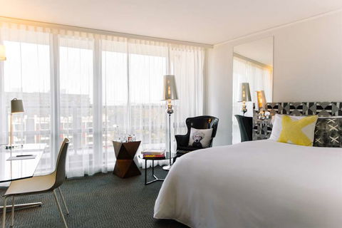 QT Canberra - Hotel Gold Coast 4