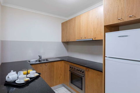 Nesuto Canberra Apartment Hotel - Hotel Gold Coast 10