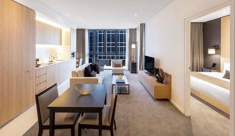 Skye Hotel Suites - Hotel Gold Coast 5
