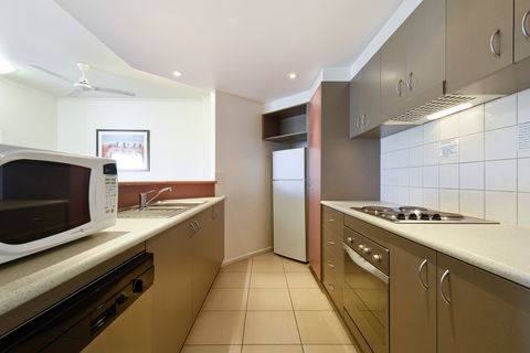 Metro Advance Apartments & Hotel - Hotel Gold Coast 4