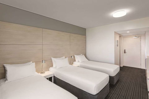 Vibe Hotel Darwin Waterfront - Hotel Gold Coast 7
