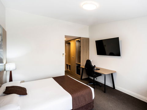 Mantra Bathurst - Hotel Gold Coast 13
