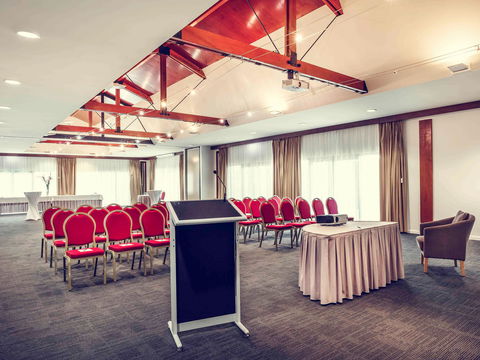 Mercure Darwin Airport Resort - Hotel Gold Coast 8