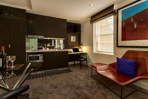 Quest East Melbourne - Hotel Gold Coast 2