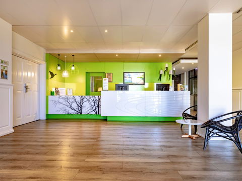 Ibis Styles Mt Isa Verona - Hotel Gold Coast 1
