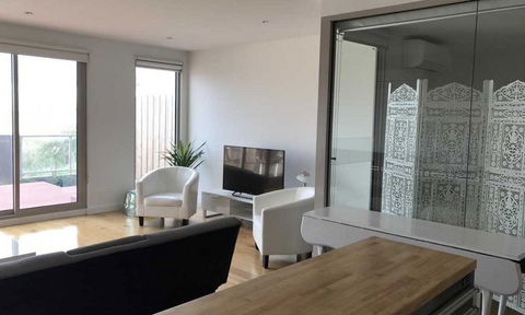 Beachside Apartments - Hotel Gold Coast 1