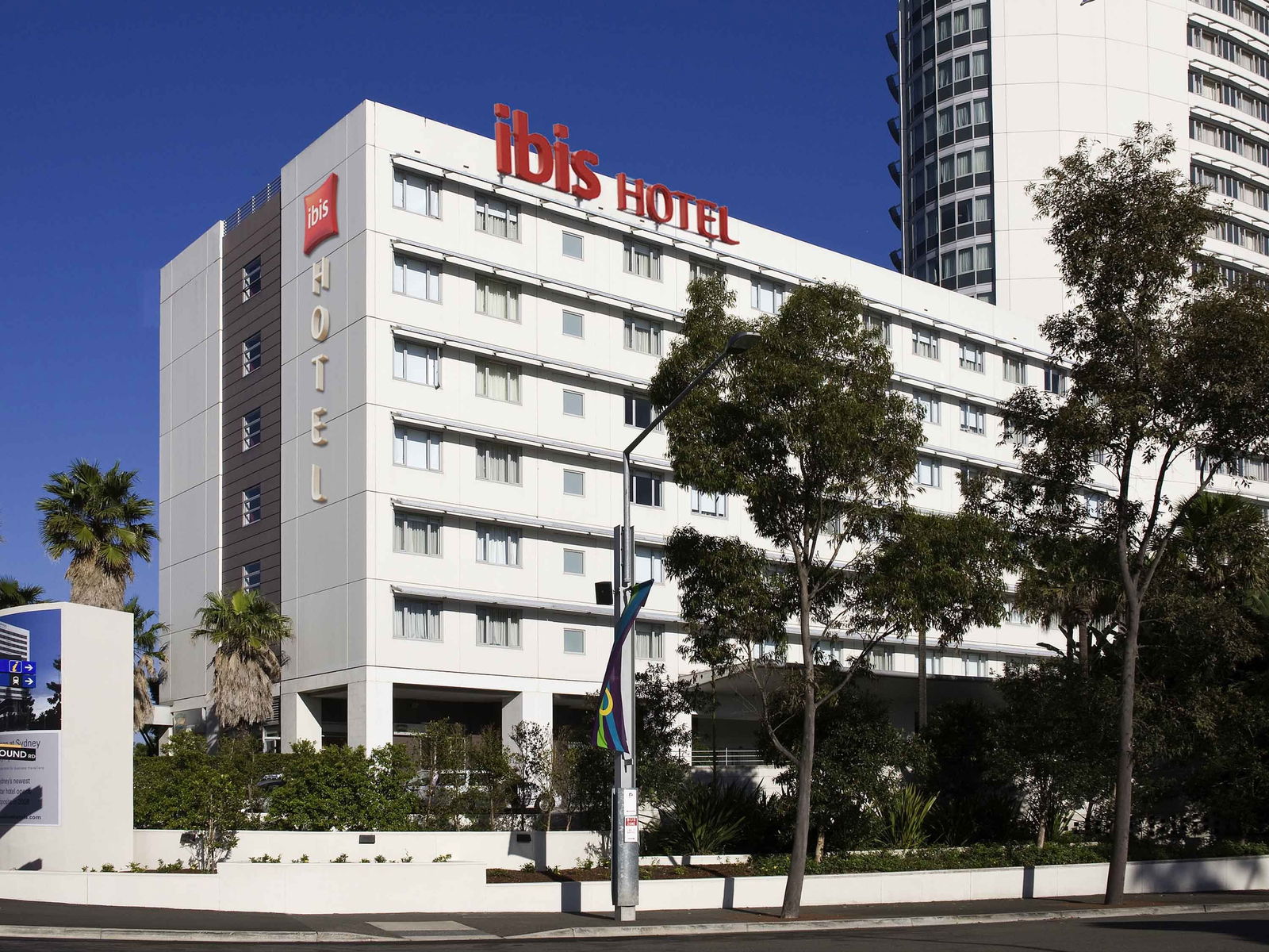Wentworth Point NSW Hotel Gold Coast