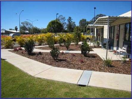 Vitrinite Village Of Middlemount - Hotel Gold Coast 1