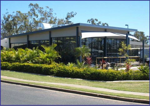 Vitrinite Village Of Middlemount - Hotel Gold Coast 2