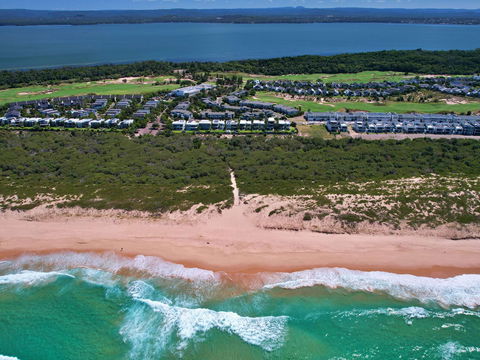 Pullman Magenta Shores Resort - Hotel Gold Coast 2