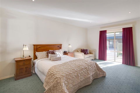 Best Western Crystal Inn - Hotel Gold Coast 1