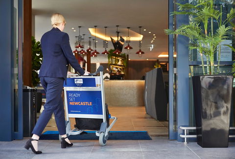 Holiday Inn Express Newcastle - Hotel Gold Coast 2