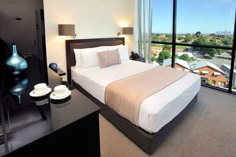 Together Co Living - Hotel Gold Coast 1