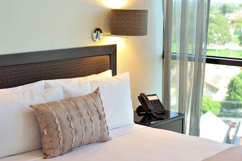 Together Co Living - Hotel Gold Coast 2