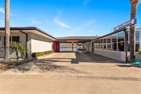 Econo Lodge Moree Spa Motor Inn - Hotel Gold Coast 1