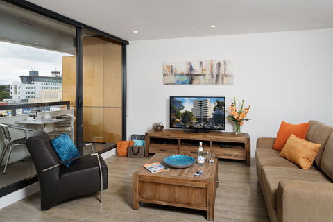 Apartments @ IKON Glen Waverley - Hotel Gold Coast 1