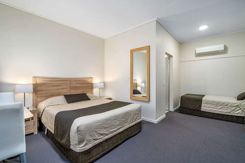 Quality Hotel Sherbourne Terrace - Hotel Gold Coast 2