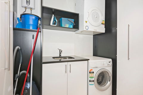 Astra Apartments Perth - Hotel Gold Coast 15