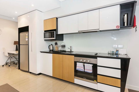 Astra Apartments Perth - Hotel Gold Coast 16