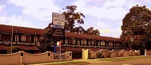 Golden Chain Ascot Motor Inn - Hotel Gold Coast 0