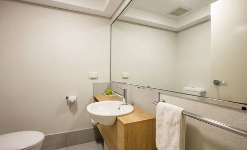 Kawana Waters Hotel By NightCap - Hotel Gold Coast 3