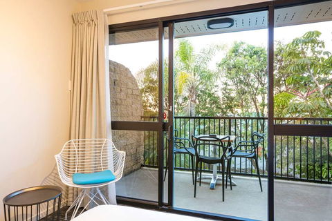 Kawana Waters Hotel By NightCap - Hotel Gold Coast 6