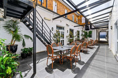 CH Boutique Hotel - Hotel Gold Coast 2