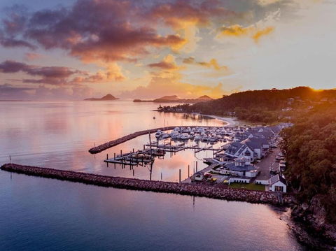 Anchorage Port Stephens - Hotel Gold Coast 0