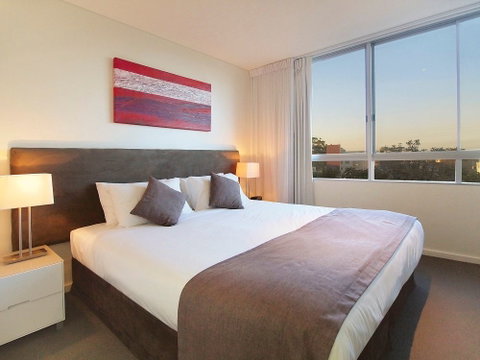 Oaks Lure - Hotel Gold Coast 1