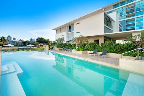 ULTIQA Freshwater Point Resort - Hotel Gold Coast 2