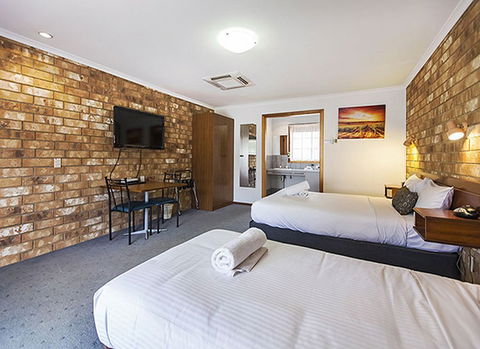 Clare Central Motel - Hotel Gold Coast 1
