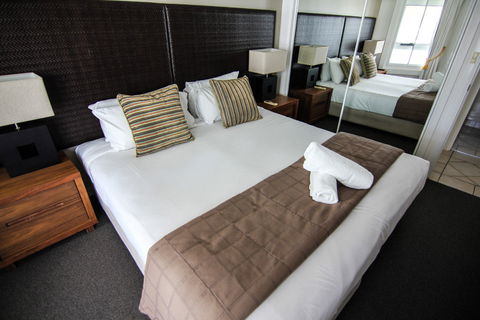 Phoenician Resort - Hotel Gold Coast 1