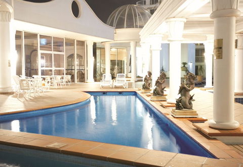Phoenician Resort - Hotel Gold Coast 2